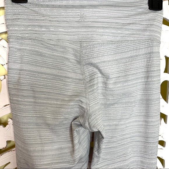 Athleta Gray & White High Rise Chaturanga Leggings - Picture 5 of 6